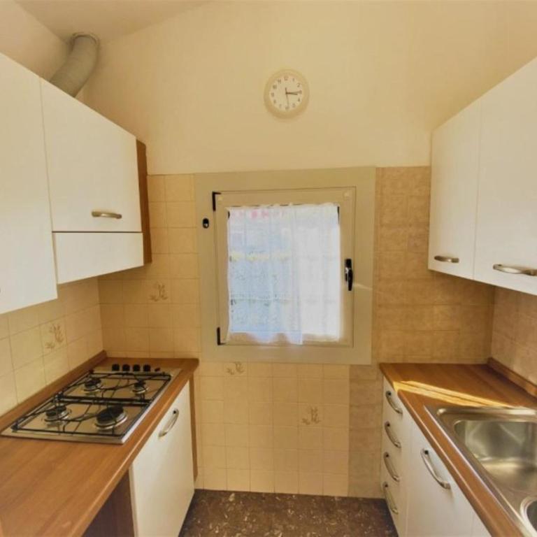 Charming villa with fenced garden and BBQ - Apartment - 2