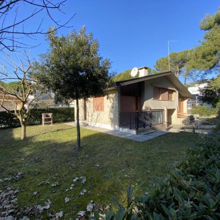 Charming villa with fenced garden and BBQ - Apartment - 7