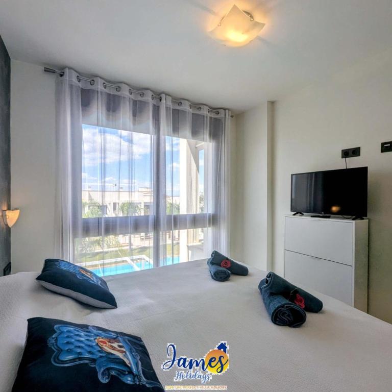 Sunny 2 Bed Retreat with Pool View LB86 - Apartamento - 5