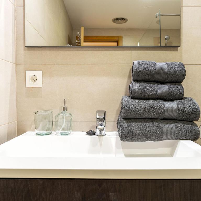 Tranquilo y encantador apartamento con terraza y piscina cerca de Puerto Banus - Los Naranjos 55 - Apartamento de 2 dormitorios con terraza - 16