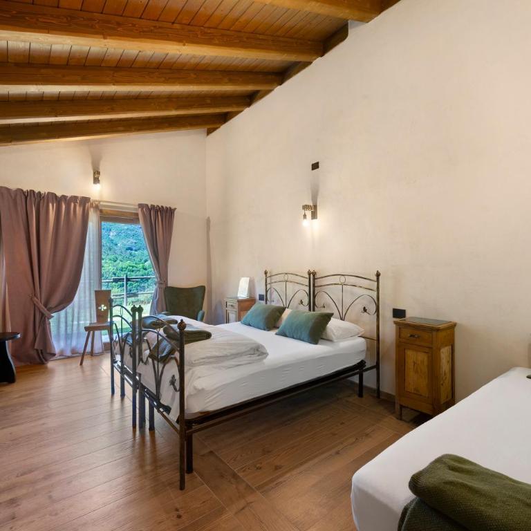 Le Rêve Chambre D'hôte - Quadruple Room with Shower - 1