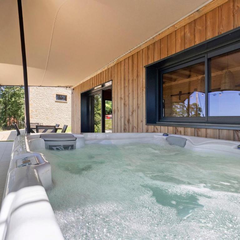 Le Pech Eternel - Lodge Spa Cedres - Maison 2 Chambres - 17