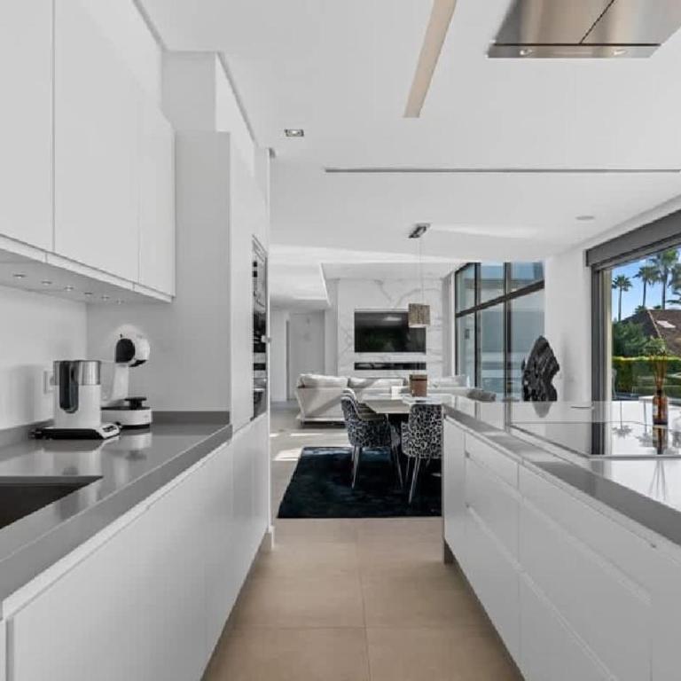 Impressive modern beachside villa - Casa - 4