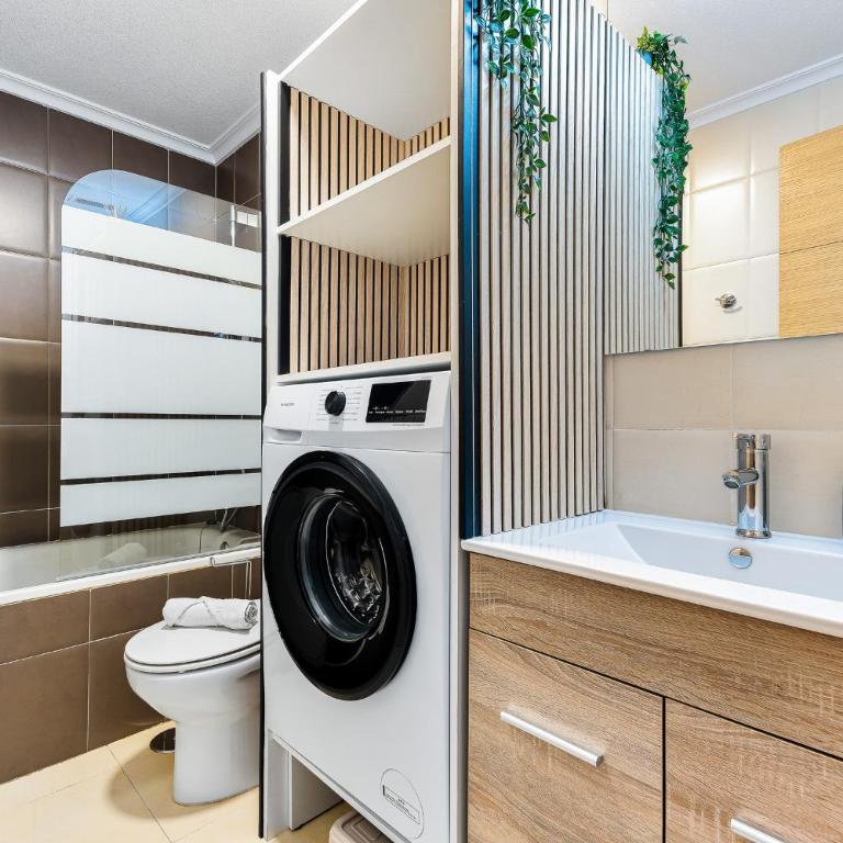 Marcelina Sunrise - One-Bedroom Apartment - 2
