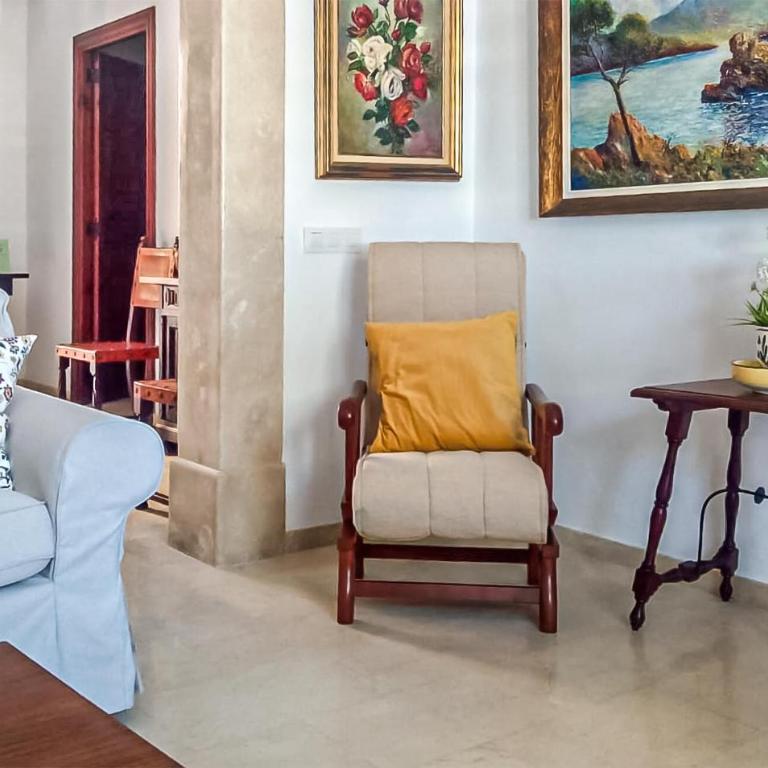 4 Bedroom Gorgeous Home In Can Picafort - Four-Bedroom Vacation Home - 3