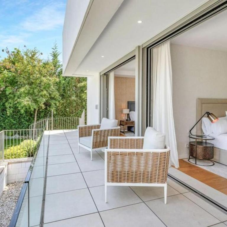 Luxurious 8-Bedroom Holiday House in Nerja, Spain - Casa - 9