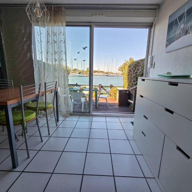 Appartement cosy, vue port - 5 pers. - FR-1-880-50 - Apartment - 12