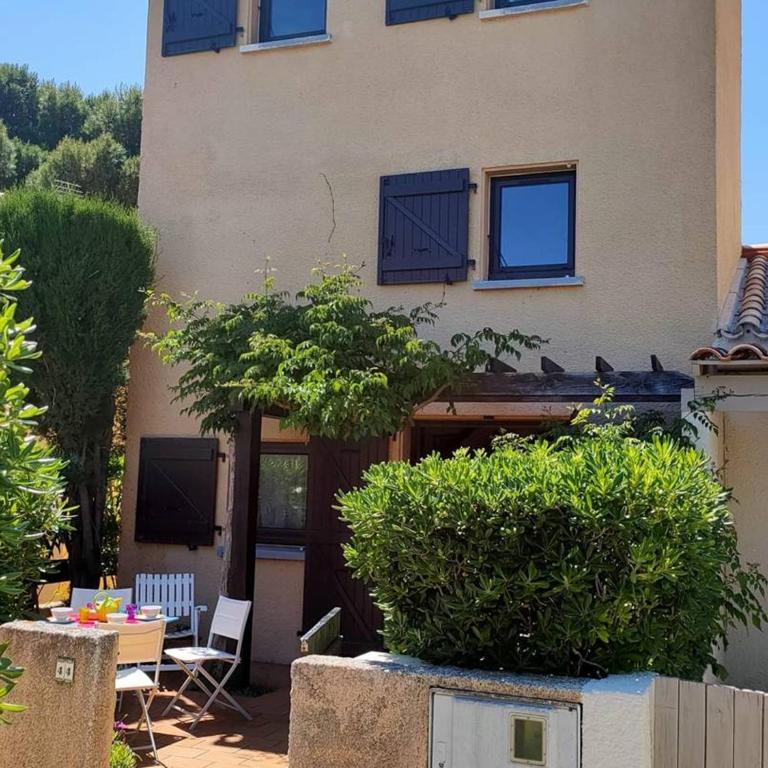Charmante maisonnette Canet, proche plage, calme, parking privé - FR-1-696-10 - Casa - 13