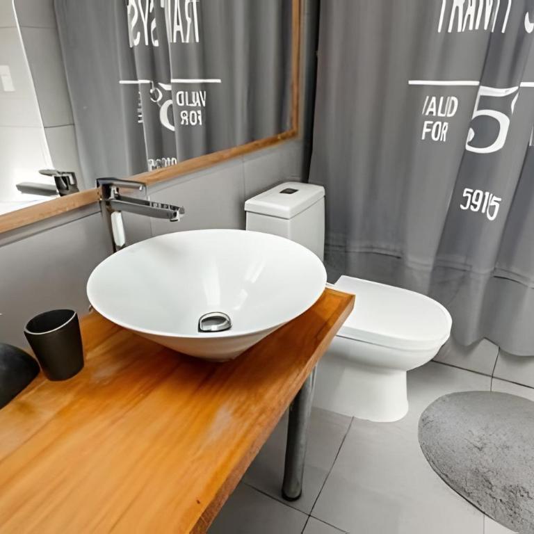 Preciosa casa familiar con piscina | 11 huéspedes - Villa - 6