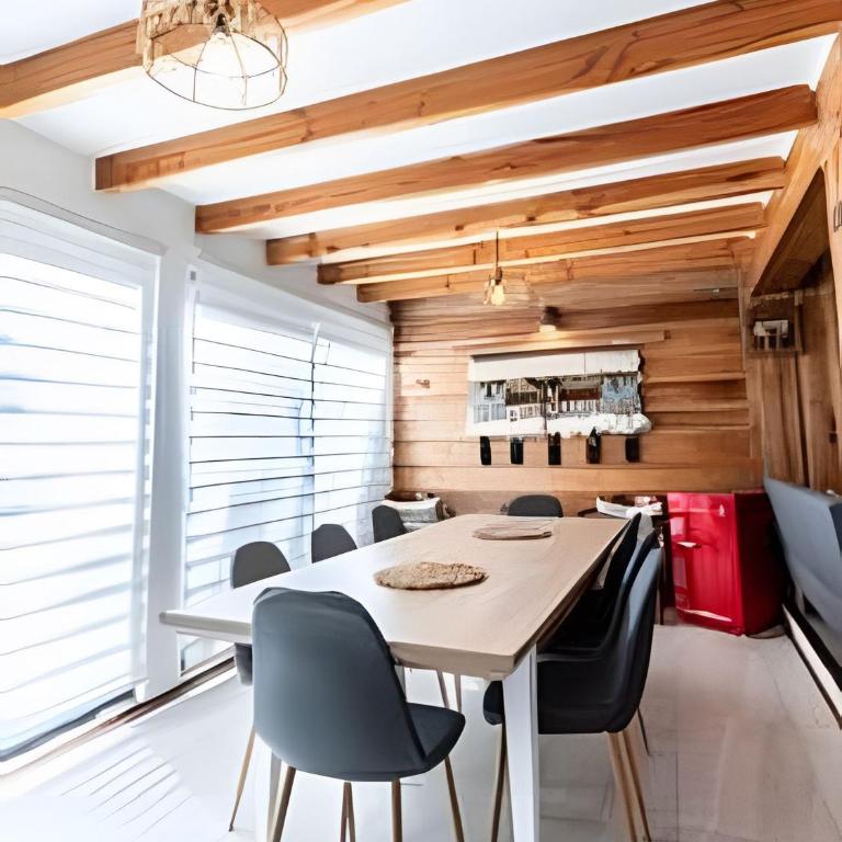 Preciosa casa familiar con piscina | 11 huéspedes - Villa - 23