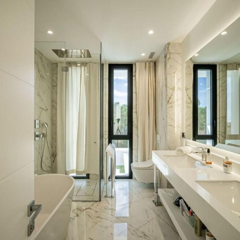 Luxurious Holiday House with Private Pool in Fuengirola - Casa - 14