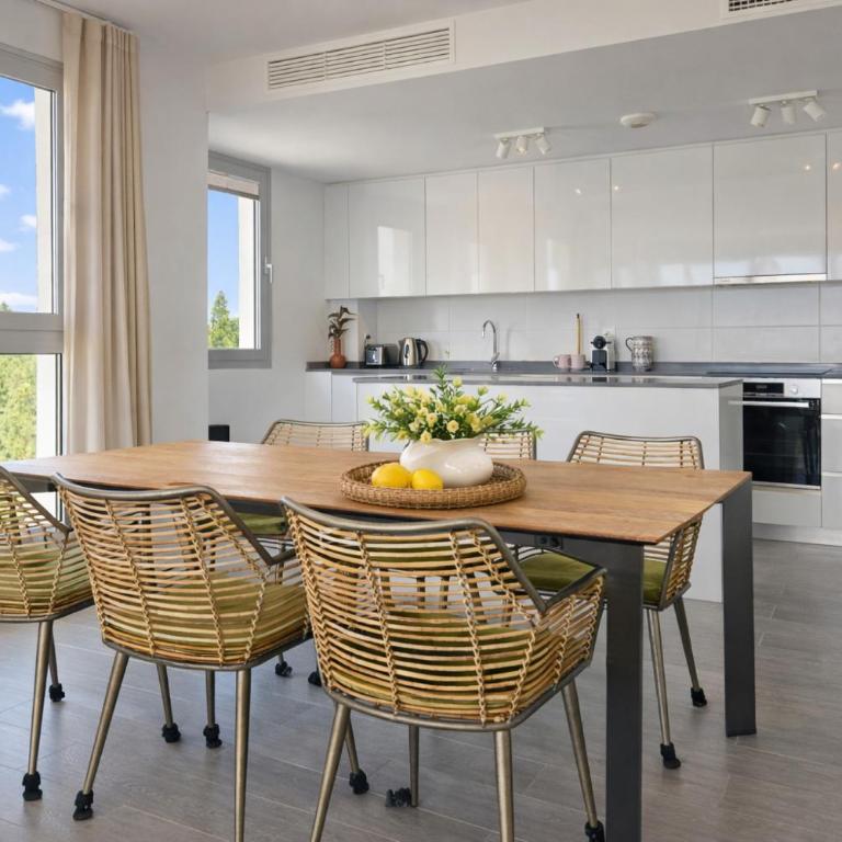 3 bed apartment, sea view 4 pools, gym padel - Apartamento Deluxe de 3 dormitorios - 13