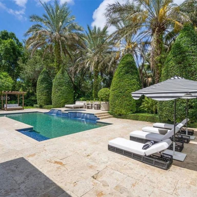 Luxurious 7-Bedroom House with Private Pool in Salou - Casa - 9