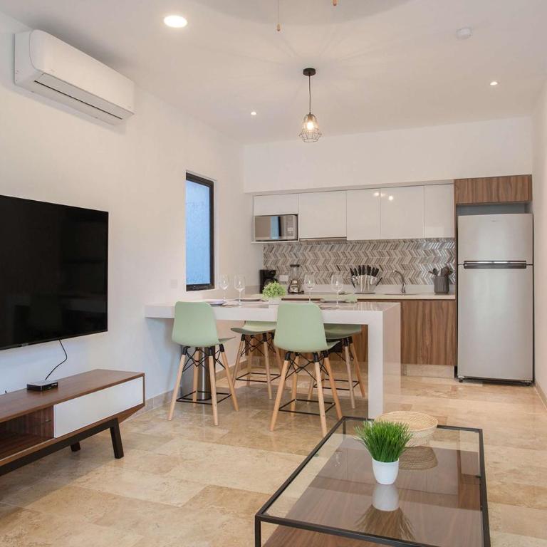 Oceanview Roof Pool I Fast WiFi I SmartTV Nr Beach - Apartment - 16