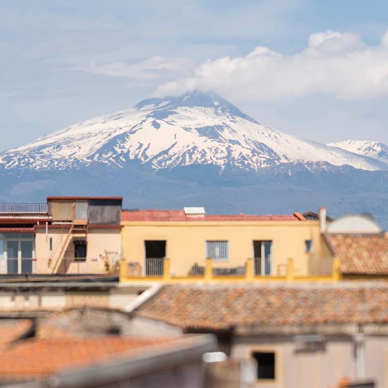 Cùscita Design Stay - Etna View with Terrace - Two-Bedroom Apartment - 2