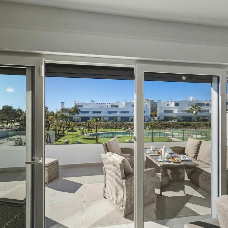 3024 Bright Apartment With Terrace - Two-Bedroom House - 5