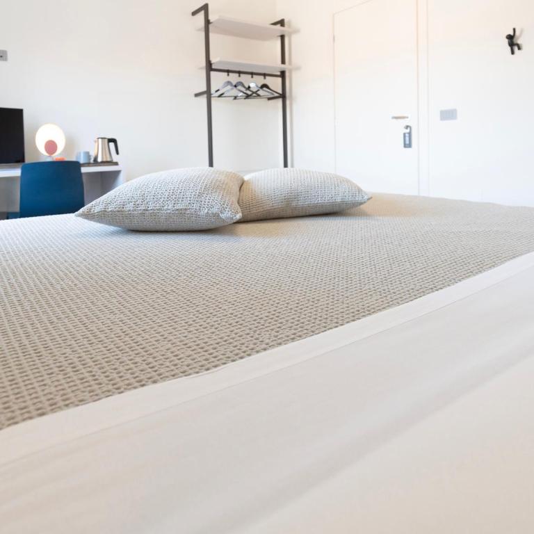Cùscita Design Stay - Etna View with Terrace - Two-Bedroom Apartment - 17