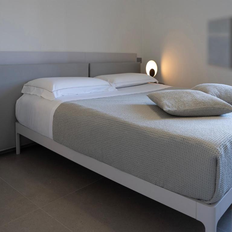 Cùscita Design Stay - Etna View with Terrace - Two-Bedroom Apartment - 21