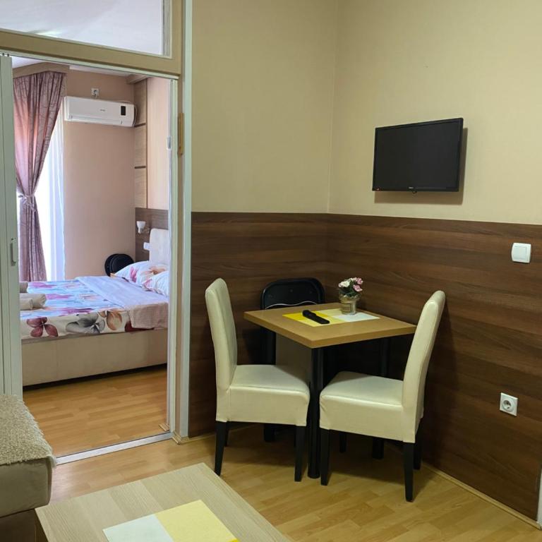 KONAK ViLA MIRKOVIĆ - Apartman sa Terasom - 6