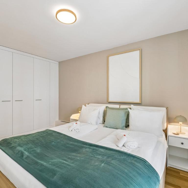 Central, Elegant & Modern Apartment - Apartment - 7