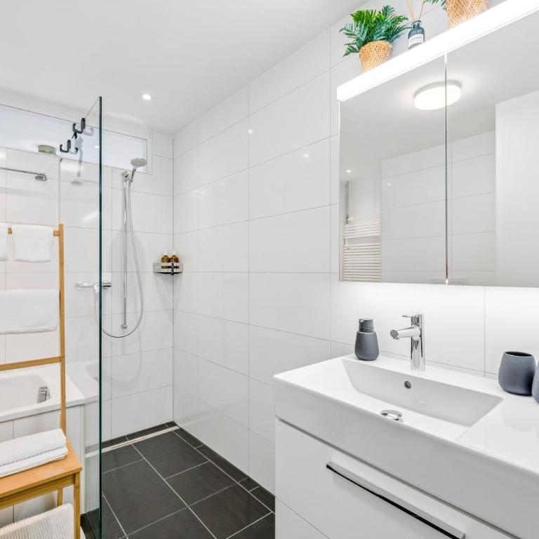 Central, Elegant & Modern Apartment - Apartment - 23