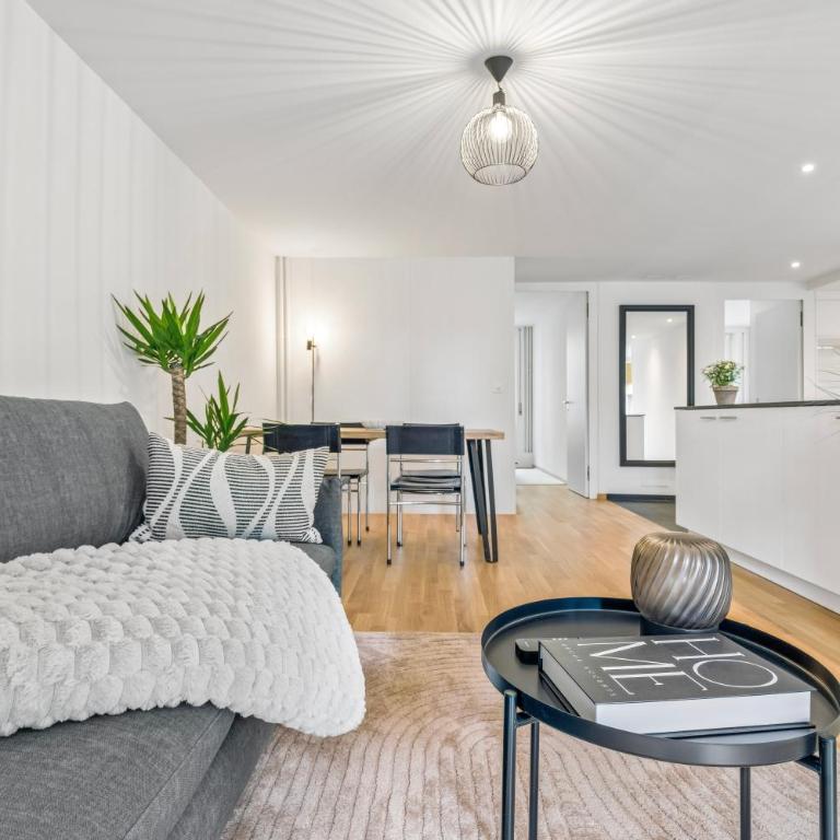 Central, Elegant & Modern Apartment - Apartment - 1