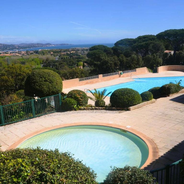 GASCOU - Golfe de St-Tropez - Mazet dans un domaine avec piscine et terrain de tennis - Two-Bedroom House - 18