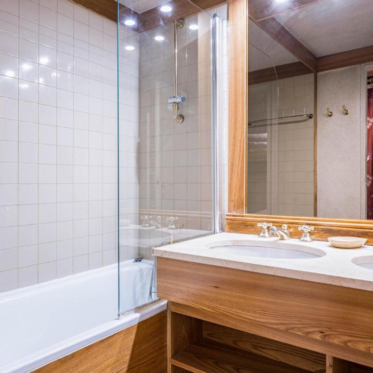 Studio confortable au centre avec balcon, capac. 3 pers. - FR-1-518-121 - Studio - 7