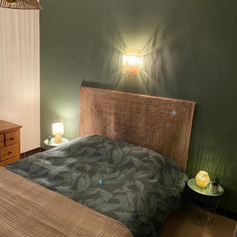 APPARTEMENT TOUT CONFORT AVEC PARKING FERMÉ - Apartment - 16