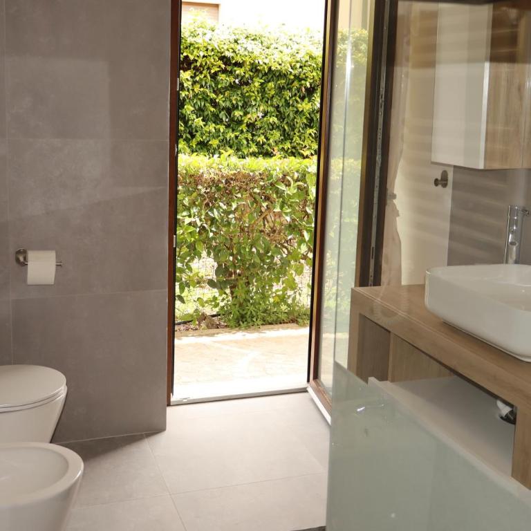 DarìaHome Secret Garden Comfort and Relax a Bolsena - Appartamento Premium con 3 Camere da Letto - 40