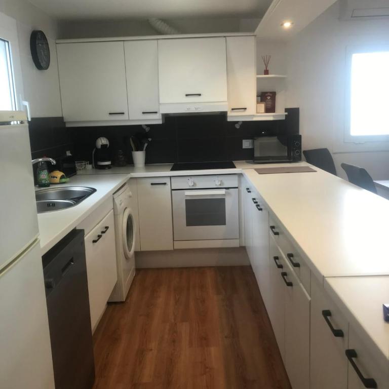 Llança penthouse with sea and mountain views - Apartamento de 2 dormitorios con terraza y vistas al mar - 15