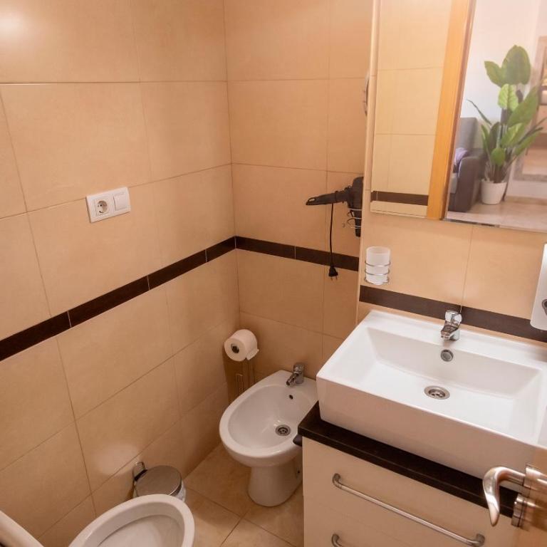 Apartalux Magic Platinum - Two-Bedroom Apartment - 15