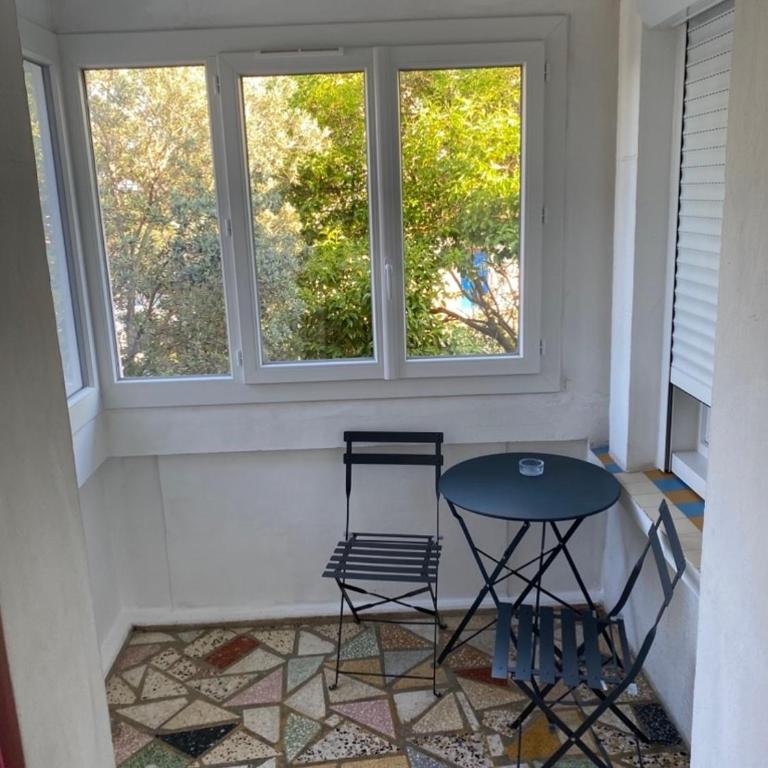 APPARTEMENT TOUT CONFORT AVEC PARKING FERMÉ - Apartment - 8