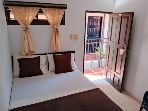 Hotel La Casa del Huésped - Budget Double Room - 4