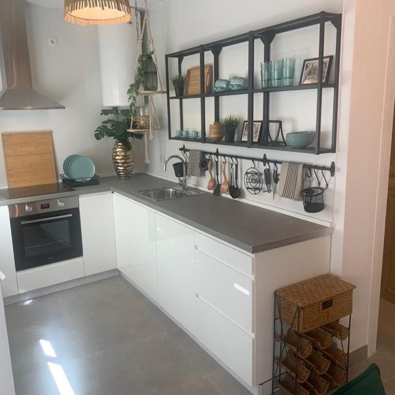 Holidays2Malaga Juan de Austria 2 bed & 2 bathroom 800 mts from Old Town - Apartamento Estándar de 2 dormitorios - 10