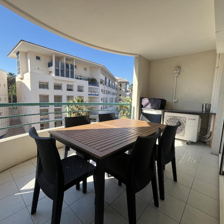 CESAREE BORGHESE, Port Frejus, Grand 2-3 pieces, 4 - Apartamento con balcón - 3