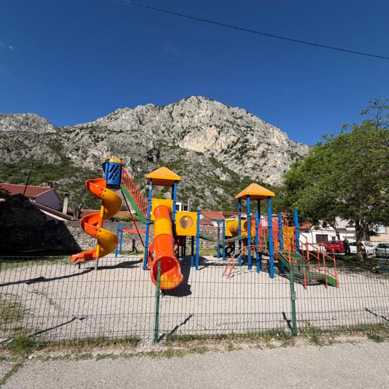 Stan na dan A&V - Apartman sa 1 Spavaćom Sobom - 2
