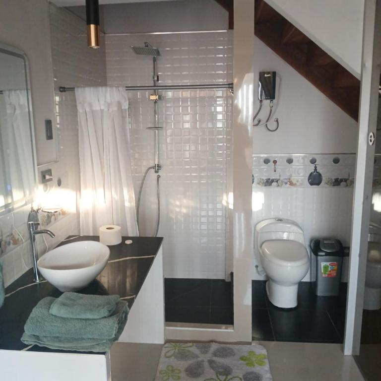 Casa Berenice - Habitación Doble con baño privado - 9