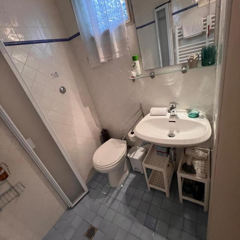 Rooms by Anna - Camera Matrimoniale con Bagno Privato - 20