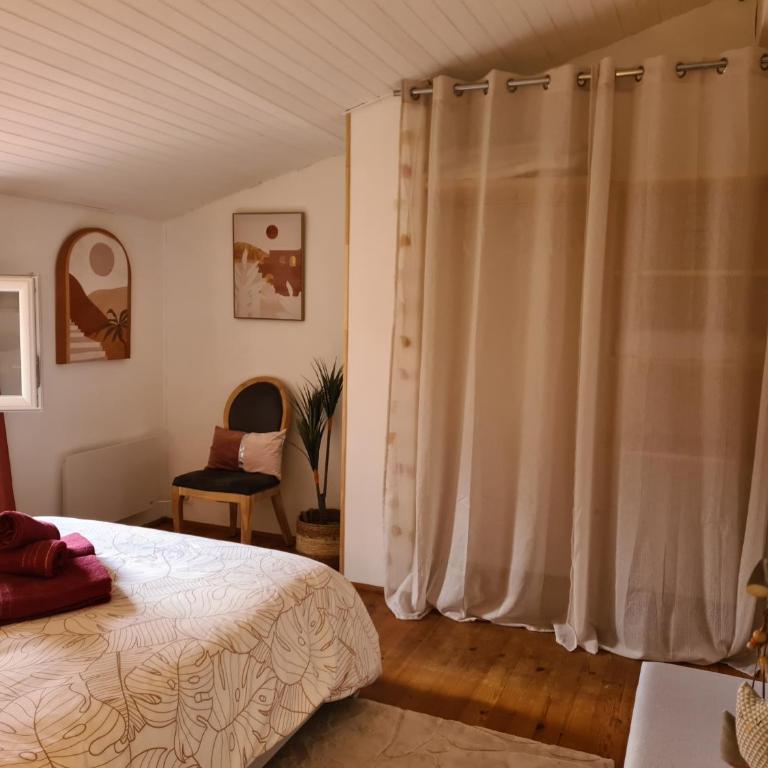 Maison familiale au calme avec parking, jardin et à 3 min de la Cité - Ferienhaus mit 3 Schlafzimmern - 15