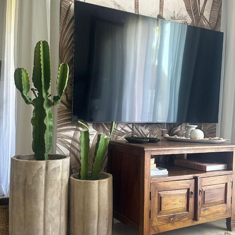 Estepona apartamento en planta baja con jardín privado y siete piscinas - Apartamento Estándar de 2 dormitorios - 10