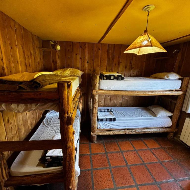 Periko´s Youth Hostel - Cama individual en habitación compartida mixta - 6