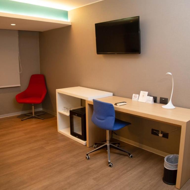 Palmetto Hotel Business San Borja - Standard Triple Room - 3