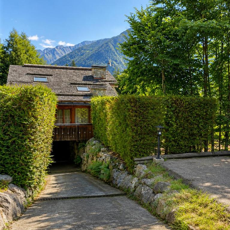 Chalet Spacieux à Chamonix pour 9 – Vue Panoramique Mont-Blanc, Jacuzzi, Jardin & Parking - Chalet - 22