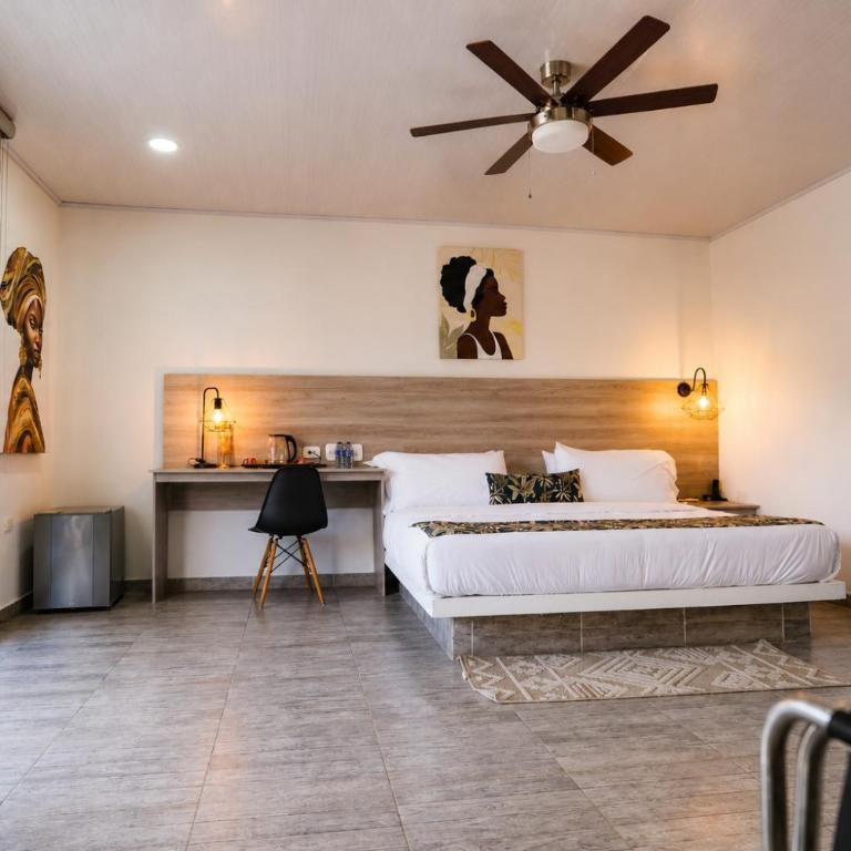 Hotel Natural Hill's by H&R - Suite con balcón - 6