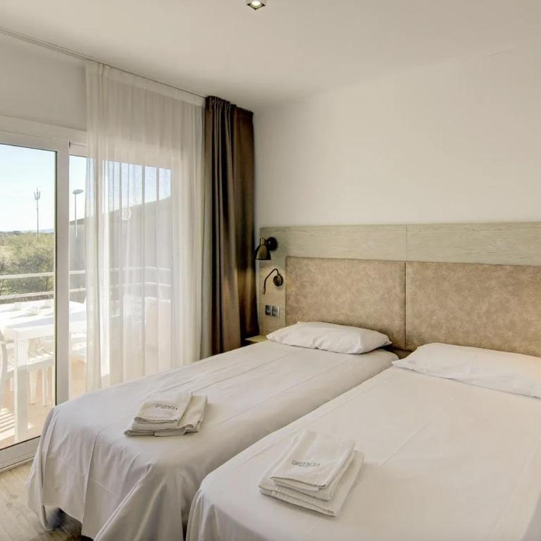 Star 210 Sistach Rentals - Two-Bedroom Apartment - 9