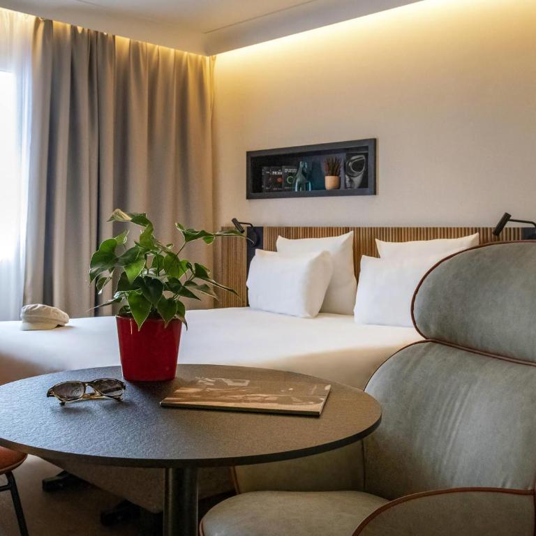 Novotel Nice Arenas Aeroport - Chambre Affaires – Vue sur Ville - 2