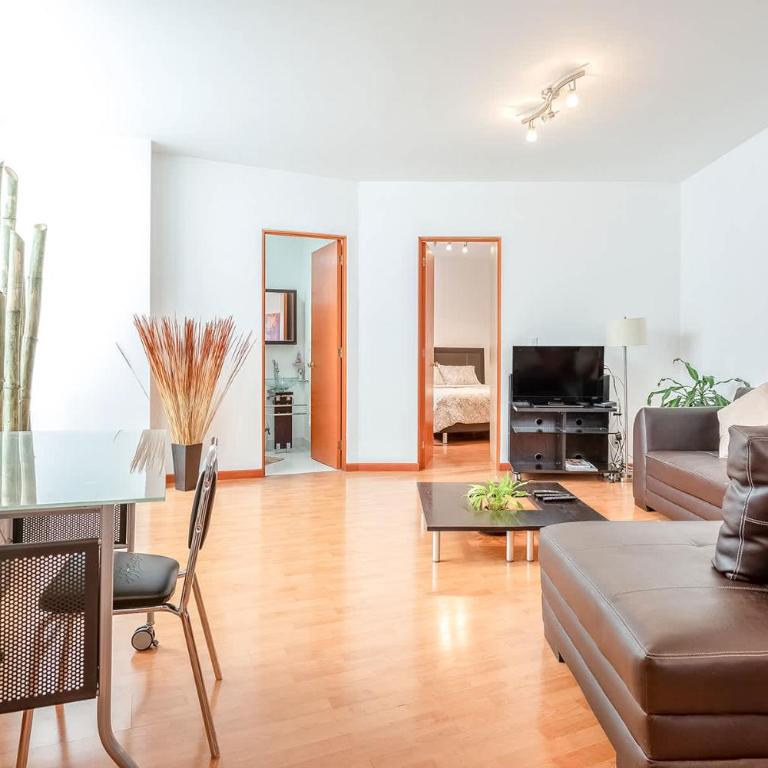 Upscale Polanco, 24 7 Security, Walk to Shopping! - Apartment - 5