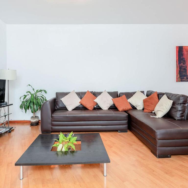 Upscale Polanco, 24 7 Security, Walk to Shopping! - Apartment - 10