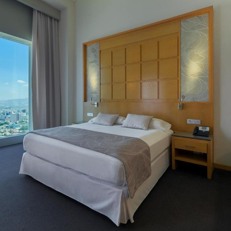 Riu Plaza Guadalajara - Paquete Presidential Suite “ De Guadalajara al Cielo” - 5